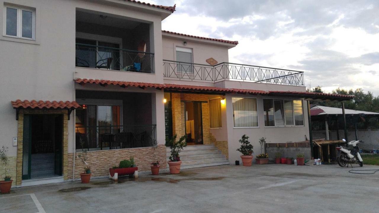 Avantis Apartments Perivolia  Exteriér fotografie